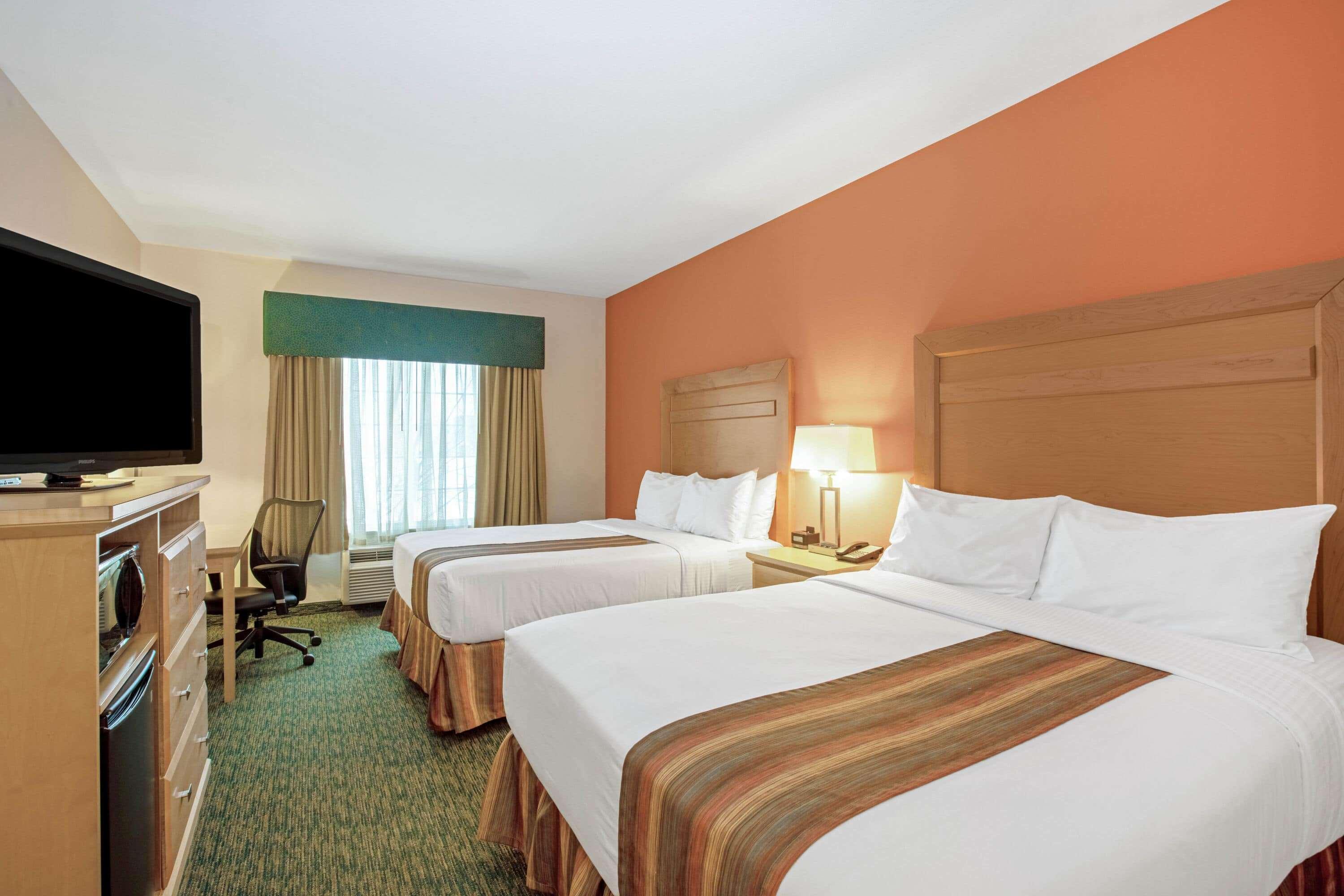 La Quinta By Wyndham Grand Forks Hotel Екстериор снимка