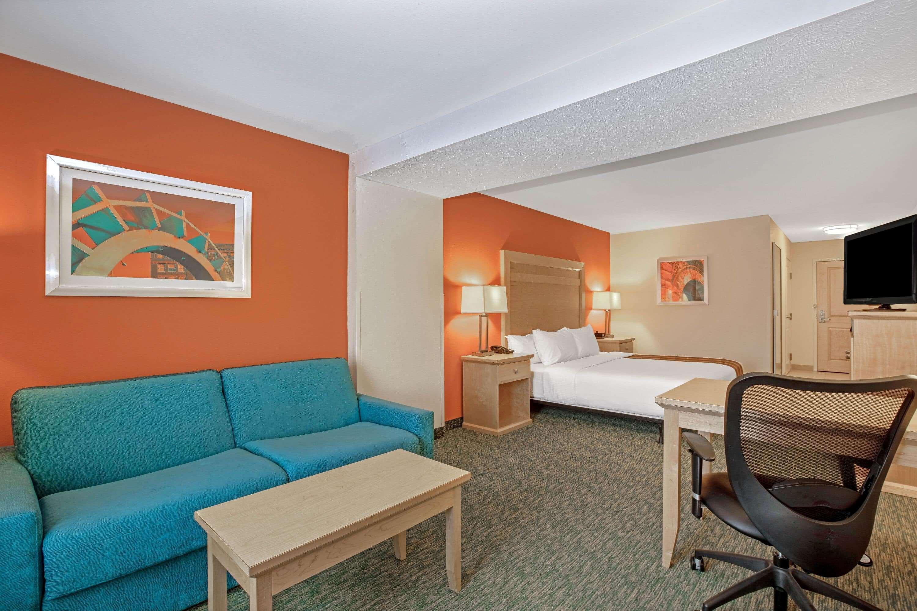 La Quinta By Wyndham Grand Forks Hotel Екстериор снимка