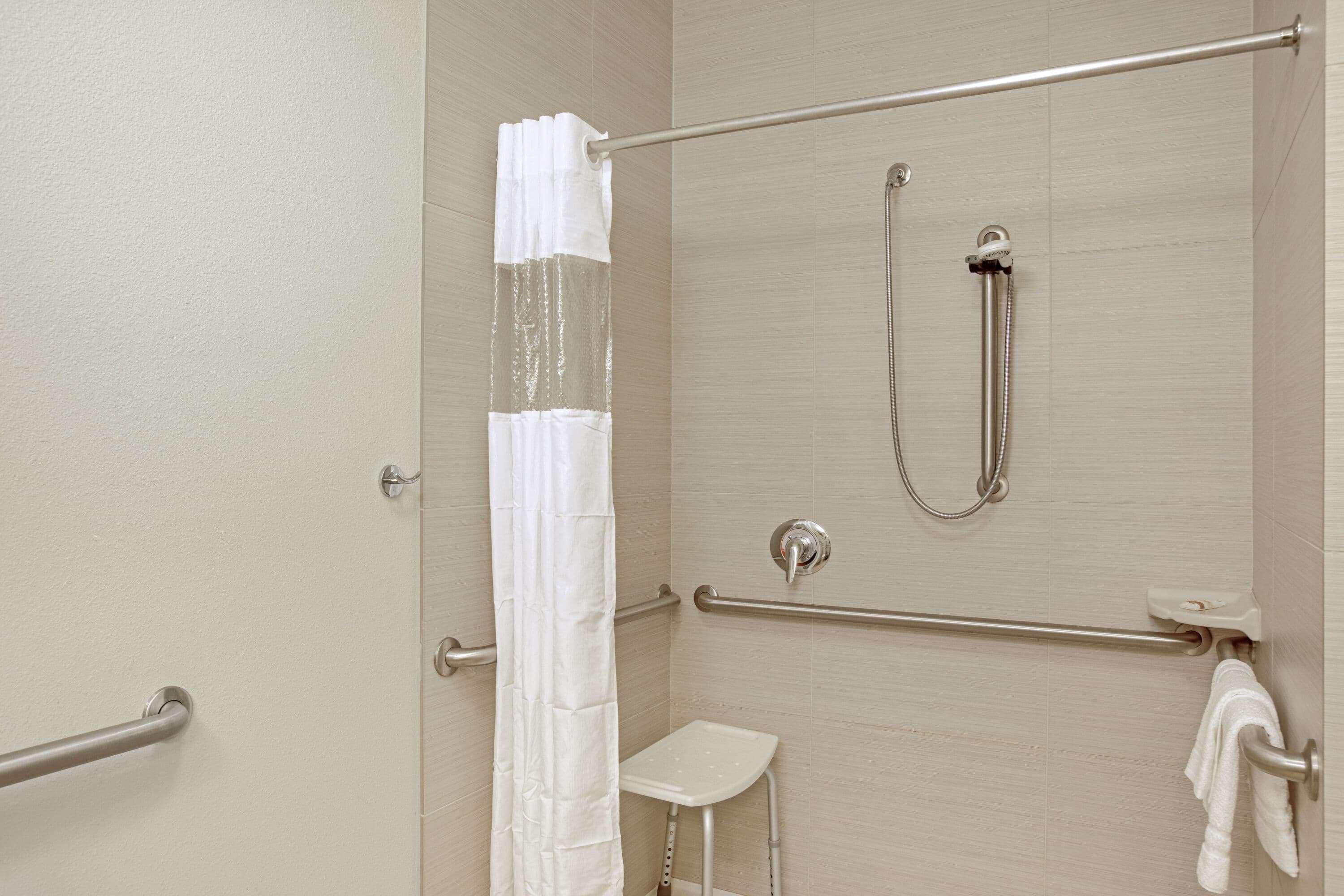 La Quinta By Wyndham Grand Forks Hotel Екстериор снимка