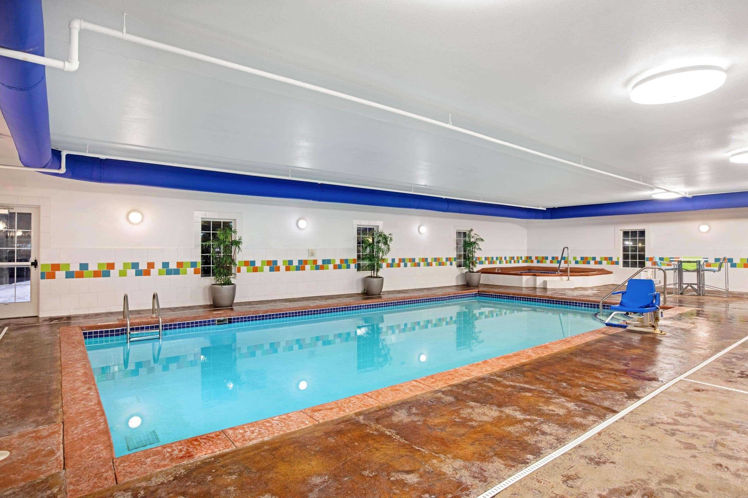 La Quinta By Wyndham Grand Forks Hotel Екстериор снимка